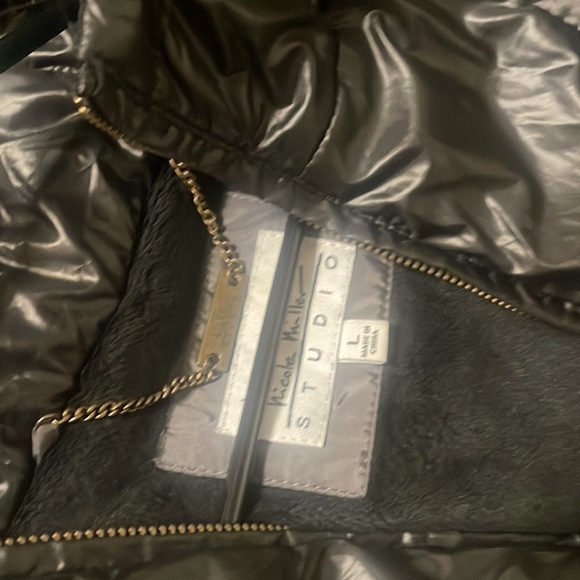 Jacket - Picture 5 of 6